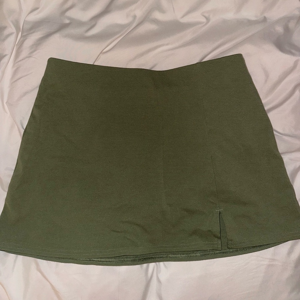 American Eagle mini skort green size small worn once